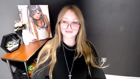 Image of Full archive of cute_minx nude recordings. Monitor and record cute_minx for free from Chaturbate.