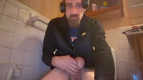 Image of Full archive of daddyduke21333 nude recordings. Monitor and record daddyduke21333 for free from Chaturbate.