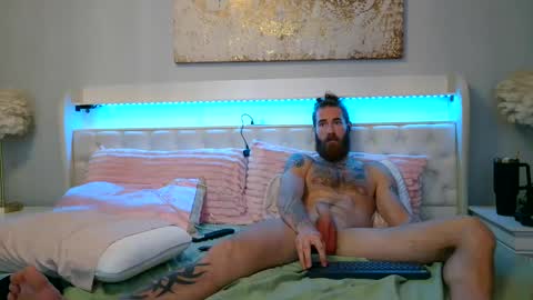 Image of Full archive of daddyunlocked nude recordings. Monitor and record daddyunlocked for free from Chaturbate.