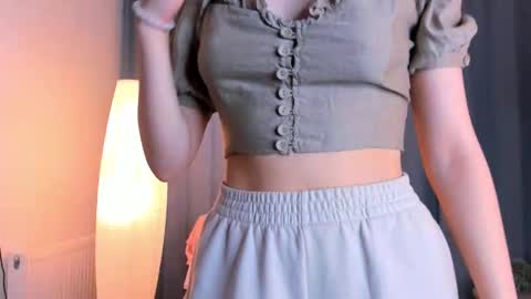 Image of Full archive of daisybeldon nude recordings. Monitor and record daisybeldon for free from Chaturbate.