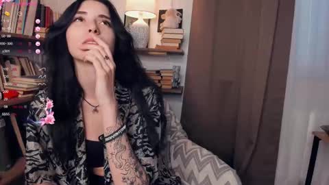 Image of Full archive of darinaweis nude recordings. Monitor and record darinaweis for free from Chaturbate.