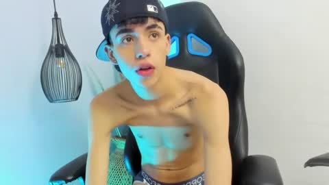 Image of Full archive of darwin_vargas nude recordings. Monitor and record darwin_vargas for free from Chaturbate.