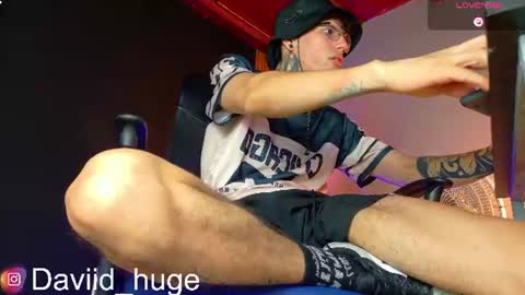 Image of Full archive of daviid_huge nude recordings. Monitor and record daviid_huge for free from Chaturbate.