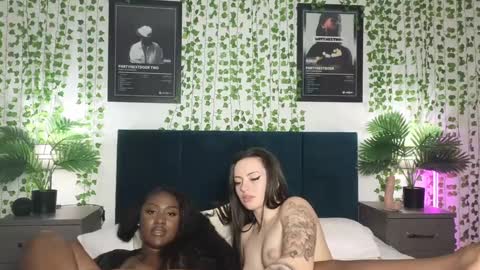 Image of Full archive of ebony_and_latina nude recordings. Monitor and record ebony_and_latina for free from Chaturbate.