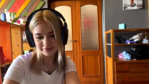 Image of Full archive of edithfears nude recordings. Monitor and record edithfears for free from Chaturbate.