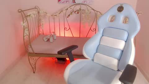 Image of Full archive of ela_dear nude recordings. Monitor and record ela_dear for free from Chaturbate.