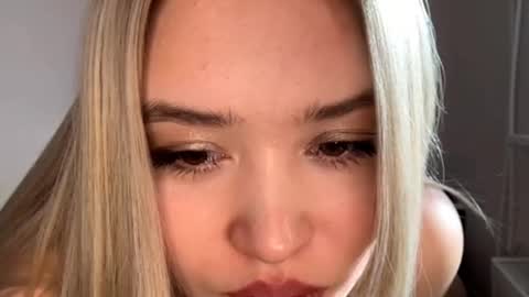 Image of Full archive of elenoraoberfell nude recordings. Monitor and record elenoraoberfell for free from Chaturbate.
