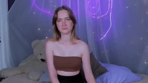 Image of Full archive of ellabloom nude recordings. Monitor and record ellabloom for free from Chaturbate.