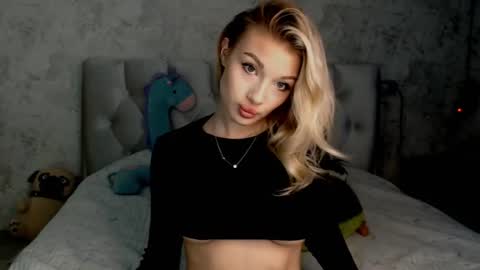 Image of Full archive of ellamilla nude recordings. Monitor and record ellamilla for free from Chaturbate.