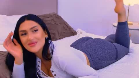 Image of Full archive of ellenwalton nude recordings. Monitor and record ellenwalton for free from Chaturbate.