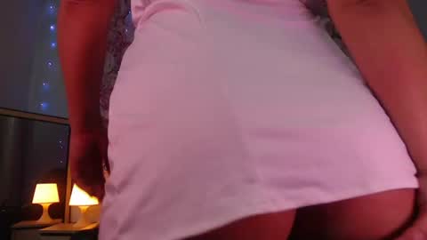 Image of Full archive of emily962009 nude recordings. Monitor and record emily962009 for free from Chaturbate.