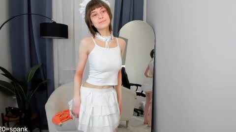 Image of Full archive of emily_lilies_ nude recordings. Monitor and record emily_lilies_ for free from Chaturbate.