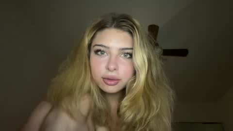 Image of Full archive of emma409671 nude recordings. Monitor and record emma409671 for free from Chaturbate.