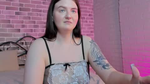 Image of Full archive of emma7smith nude recordings. Monitor and record emma7smith for free from Chaturbate.