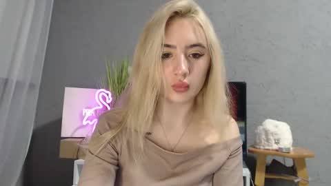 Image of Full archive of emma_maer nude recordings. Monitor and record emma_maer for free from Chaturbate.