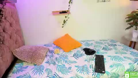 Image of Full archive of emma_sanders33 nude recordings. Monitor and record emma_sanders33 for free from Chaturbate.