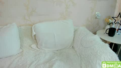 Image of Full archive of emmaamazingeyes nude recordings. Monitor and record emmaamazingeyes for free from Chaturbate.