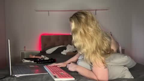 Image of Full archive of emmaonlyx1 nude recordings. Monitor and record emmaonlyx1 for free from Chaturbate.