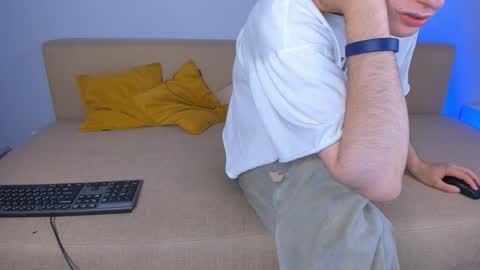 Image of Full archive of eric_reeves nude recordings. Monitor and record eric_reeves for free from Chaturbate.