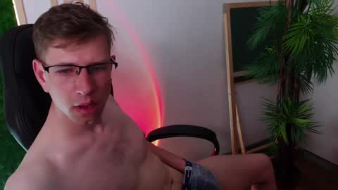 Image of Full archive of ethantease nude recordings. Monitor and record ethantease for free from Chaturbate.