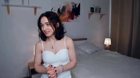 Image of Full archive of evelyn_grouse nude recordings. Monitor and record evelyn_grouse for free from Chaturbate.