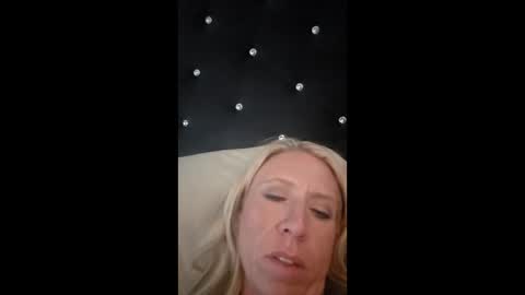 Image of Full archive of evolvewithmj nude recordings. Monitor and record evolvewithmj for free from Chaturbate.