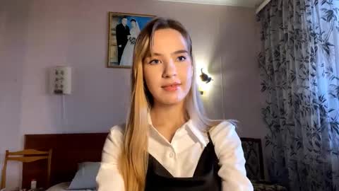 Image of Full archive of flaviabissel nude recordings. Monitor and record flaviabissel for free from Chaturbate.