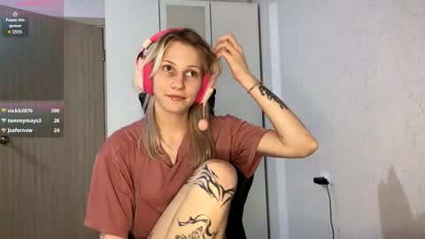 Image of Full archive of foxysable nude recordings. Monitor and record foxysable for free from Chaturbate.