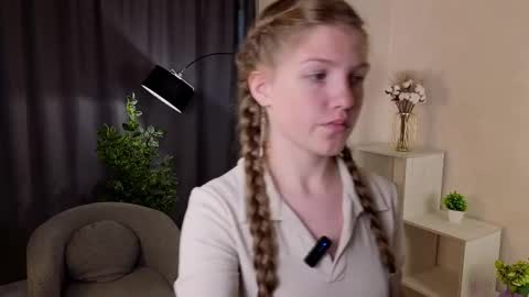 Image of Full archive of francieyniguez nude recordings. Monitor and record francieyniguez for free from Chaturbate.