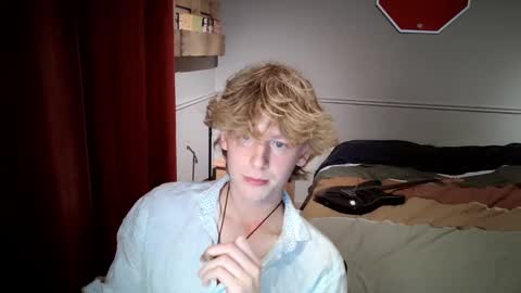 Image of Full archive of gayblondboy nude recordings. Monitor and record gayblondboy for free from Chaturbate.