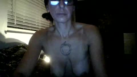 Image of Full archive of genevieve___ nude recordings. Monitor and record genevieve___ for free from Chaturbate.