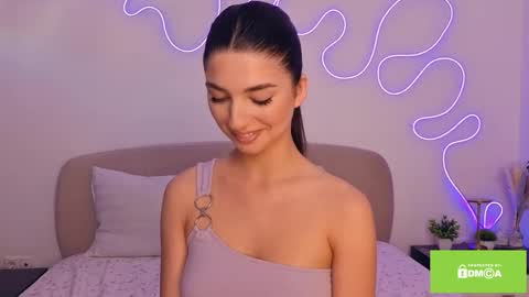 Image of Full archive of gia_dee nude recordings. Monitor and record gia_dee for free from Chaturbate.