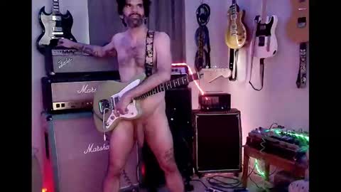 Image of Full archive of giantwhite10inch nude recordings. Monitor and record giantwhite10inch for free from Chaturbate.