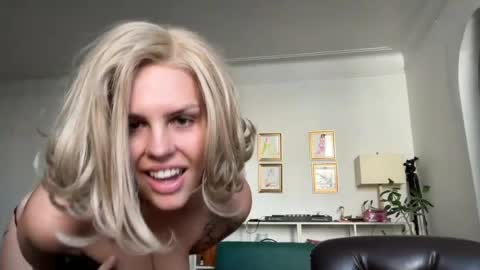 Image of Full archive of glittergirl42 nude recordings. Monitor and record glittergirl42 for free from Chaturbate.