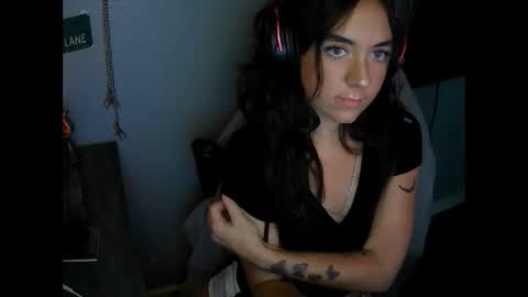 Image of Full archive of goddessmissmia nude recordings. Monitor and record goddessmissmia for free from Chaturbate.