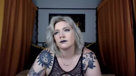 Image of Full archive of goldenglimmering nude recordings. Monitor and record goldenglimmering for free from Chaturbate.