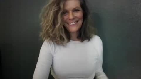 Image of Full archive of haileys123 nude recordings. Monitor and record haileys123 for free from Chaturbate.