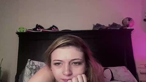 Image of Full archive of hanniccol nude recordings. Monitor and record hanniccol for free from Chaturbate.