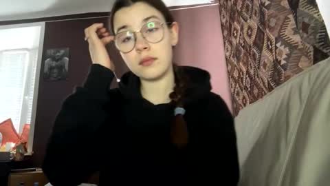 Image of Full archive of hazelchesick nude recordings. Monitor and record hazelchesick for free from Chaturbate.