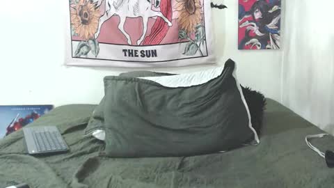 Image of Full archive of helenamorningstar nude recordings. Monitor and record helenamorningstar for free from Chaturbate.