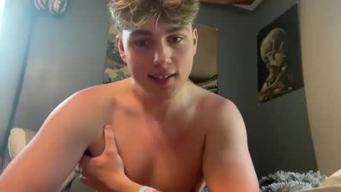 Image of Full archive of hidden_bro25 nude recordings. Monitor and record hidden_bro25 for free from Chaturbate.