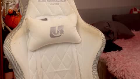 Image of Full archive of ho1yh01e nude recordings. Monitor and record ho1yh01e for free from Chaturbate.