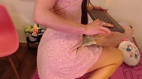 Image of Full archive of honeyypeaach nude recordings. Monitor and record honeyypeaach for free from Chaturbate.