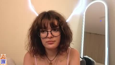 Image of Full archive of hyelorenson nude recordings. Monitor and record hyelorenson for free from Chaturbate.