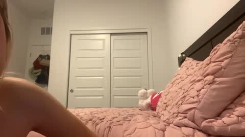 Image of Full archive of iamroxyyy nude recordings. Monitor and record iamroxyyy for free from Chaturbate.
