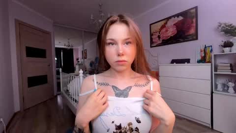 Image of Full archive of innocent_melissa nude recordings. Monitor and record innocent_melissa for free from Chaturbate.