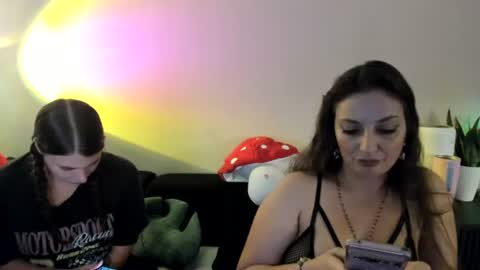 Image of Full archive of italiana25 nude recordings. Monitor and record italiana25 for free from Chaturbate.