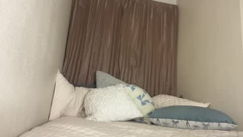 Image of Full archive of itsellieanne nude recordings. Monitor and record itsellieanne for free from Chaturbate.