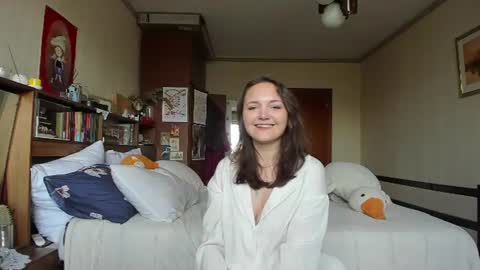Image of Full archive of itsmissroxy nude recordings. Monitor and record itsmissroxy for free from Chaturbate.