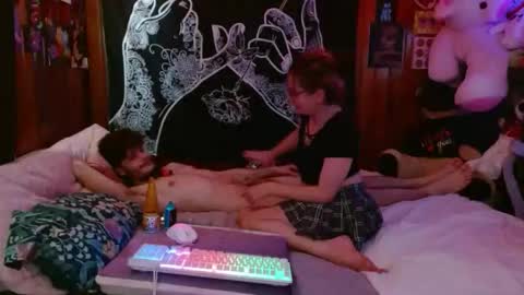 Image of Full archive of itsthesecretsideofus nude recordings. Monitor and record itsthesecretsideofus for free from Chaturbate.